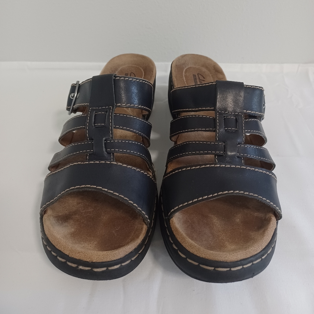 Clarks collection  leather sandals size 10w